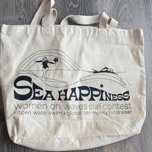 Surf Contest Beige Tote Bag